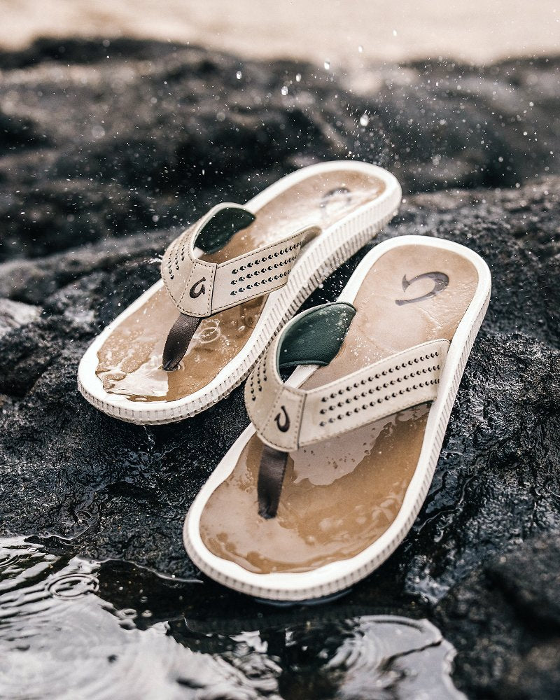 OluKai® Ulele Sandals Clay | Tommy Bahama Essential - OluKai® Ulele Sandals