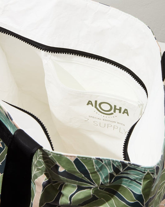 Aloha Collection Cusco Day Tripper Tote Cusco | Tommy Bahama Special Offer - Aloha Collection Cusco Day Tripper Tote