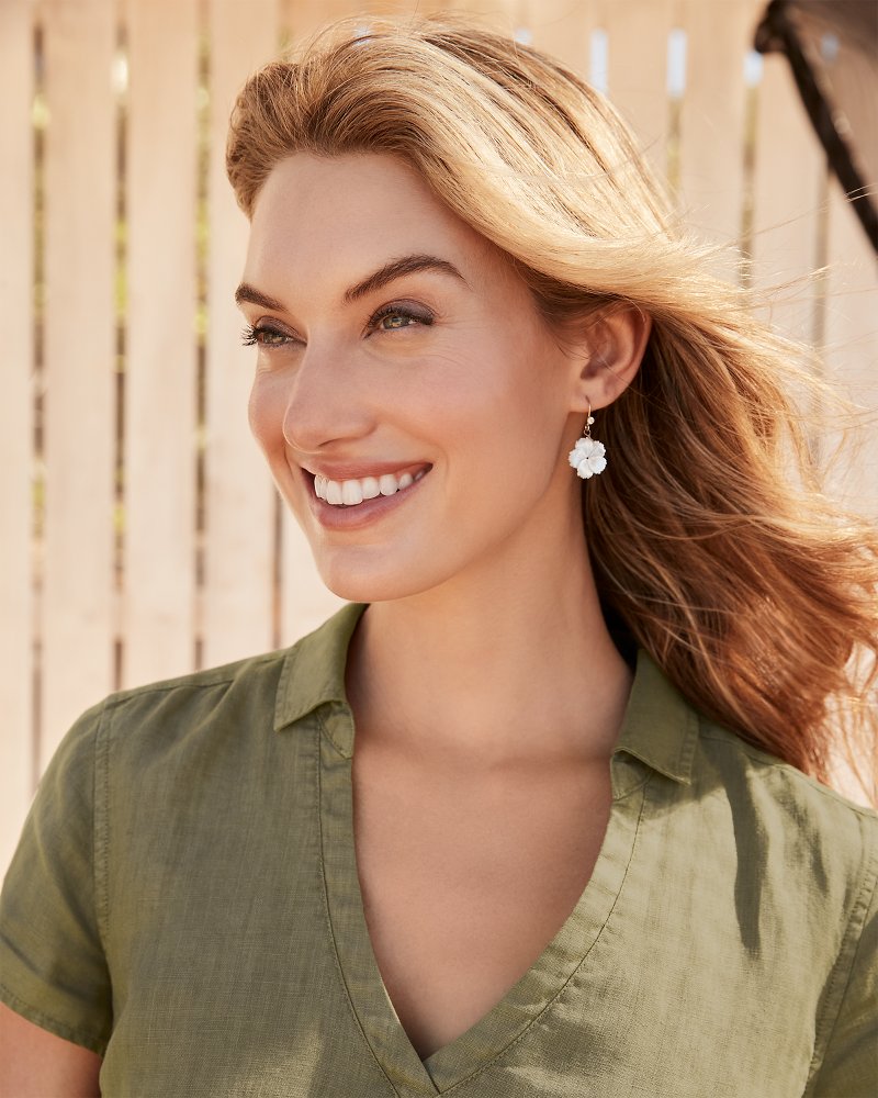 Island Essence Hibiscus Drop Earrings Gold | Tommy Bahama Essential - Island Essence Hibiscus Drop Earrings