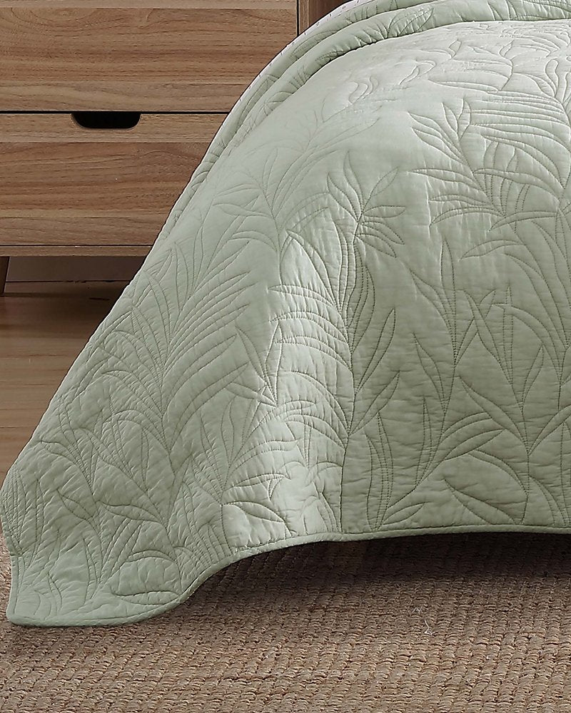 Solid Costa Sera King Quilt Green | Tommy Bahama Everyday - Solid Costa Sera King Quilt