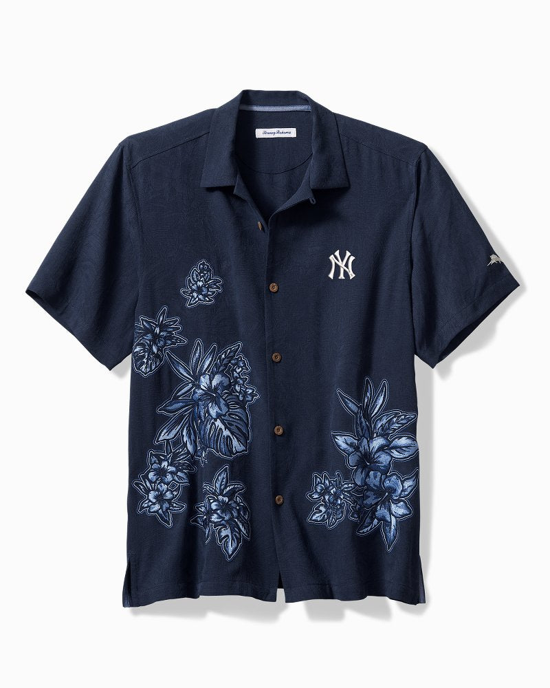 <i>MLB®</i> Hibiscus Vibrations Silk Camp Shirt new_york_yankees | Tommy Bahama Smart Buy - <i>MLB®</i> Hibiscus Vibrations Silk Camp Shirt