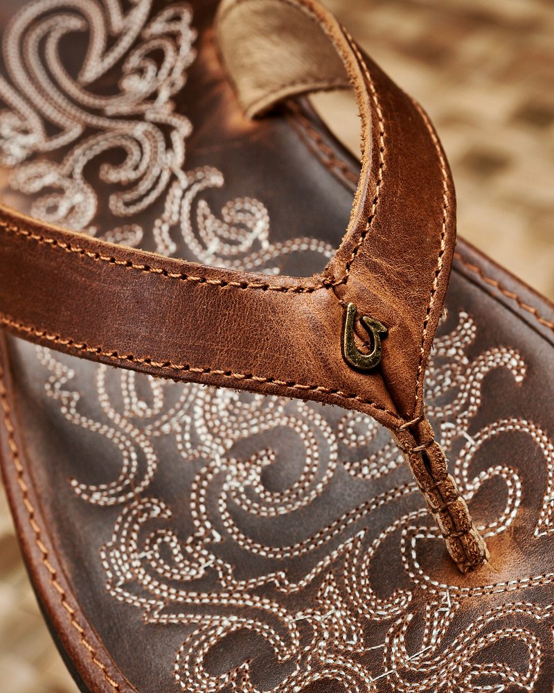 OluKai® Paniolo Sandals Natural | Tommy Bahama Essential - OluKai® Paniolo Sandals