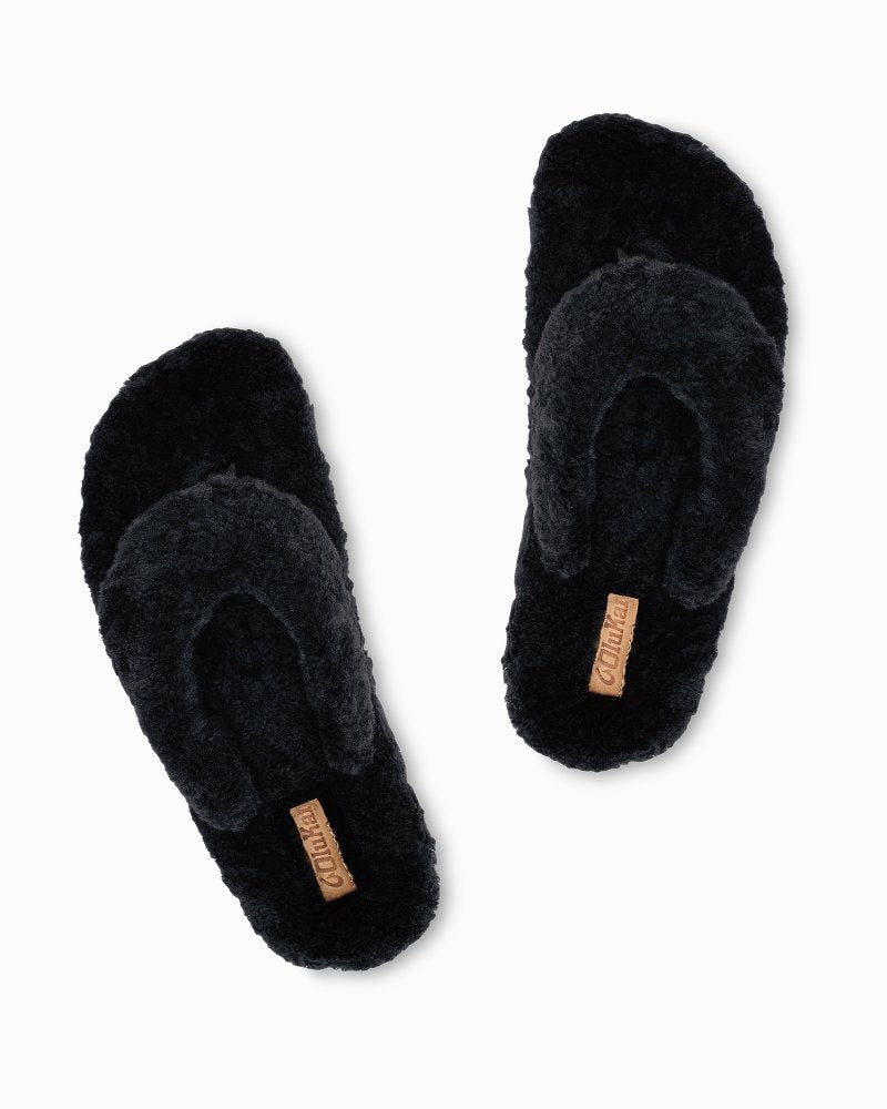 OluKai® Kipe'a Heu Slippers Black/Black | Tommy Bahama Latest - OluKai® Kipe'a Heu Slippers