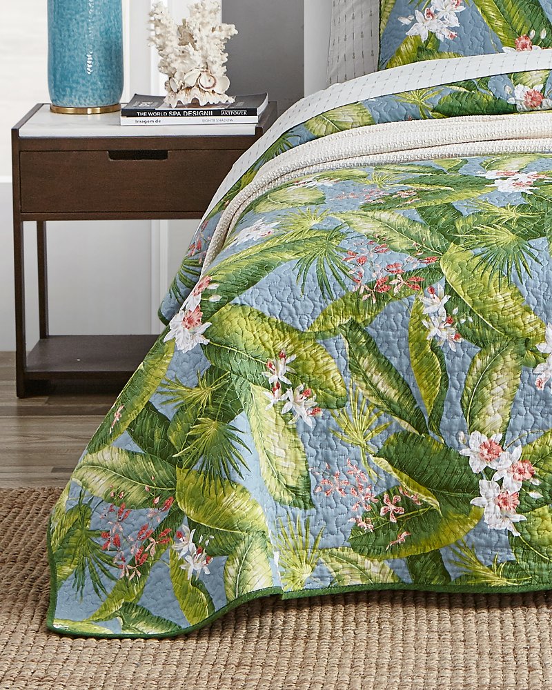 Aregada Dock 3-Piece Full/Queen Quilt Set Blue | Tommy Bahama Recommended - Aregada Dock 3-Piece Full/Queen Quilt Set