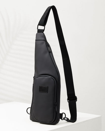 Hudson Black Sling Bag Black | Tommy Bahama Top Pick - Hudson Black Sling Bag