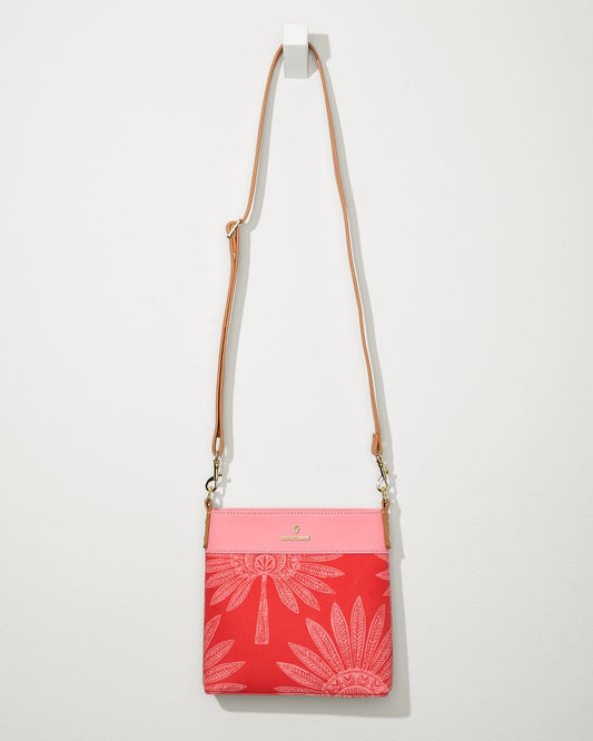 Palmetto Frond Hipster Crossbody Bag Palmetto Frond | Tommy Bahama Trending - Palmetto Frond Hipster Crossbody Bag
