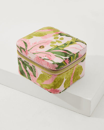 Palm Paradise Stow & Go Jewelry Travel Case Spartinapalm Paradise | Tommy Bahama Customer Favorite - Palm Paradise Stow & Go Jewelry Travel Case