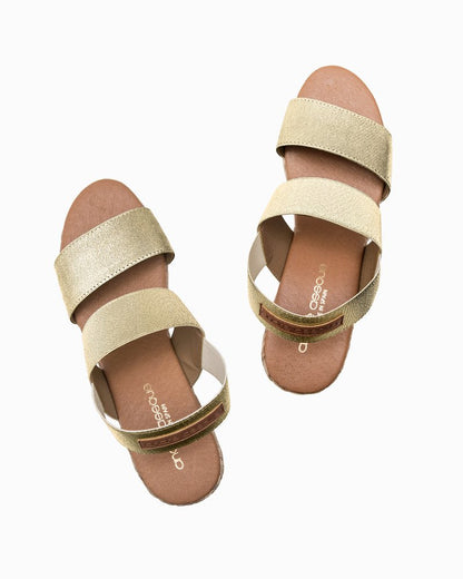 André Assous Allison Elastic Wedge Sandals Platinum | Tommy Bahama Special Offer - André Assous Allison Elastic Wedge Sandals