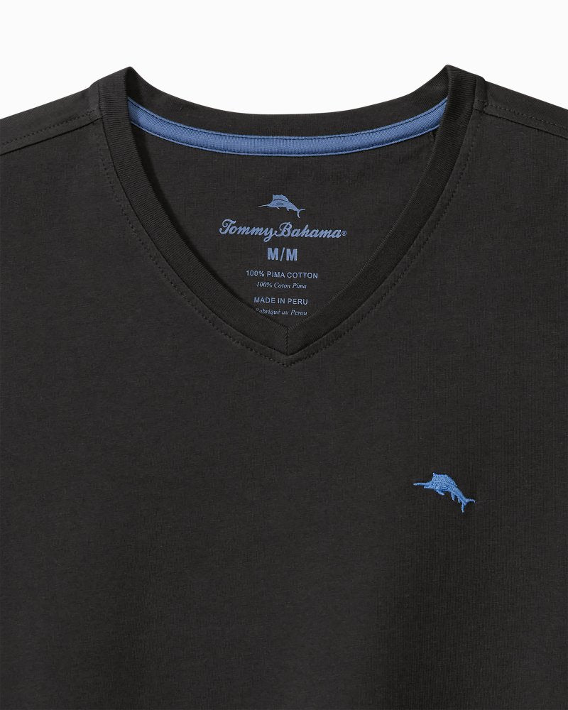 Big & Tall Bali Skyline V-Neck Long-Sleeve T-Shirt Black | Tommy Bahama Essential - Big & Tall Bali Skyline V-Neck Long-Sleeve T-Shirt
