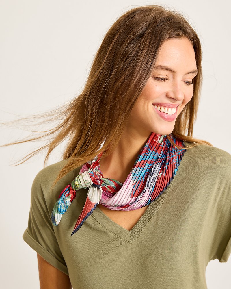 Amaryllis Pleated Diamond Scarf Cherry | Tommy Bahama Signature - Amaryllis Pleated Diamond Scarf