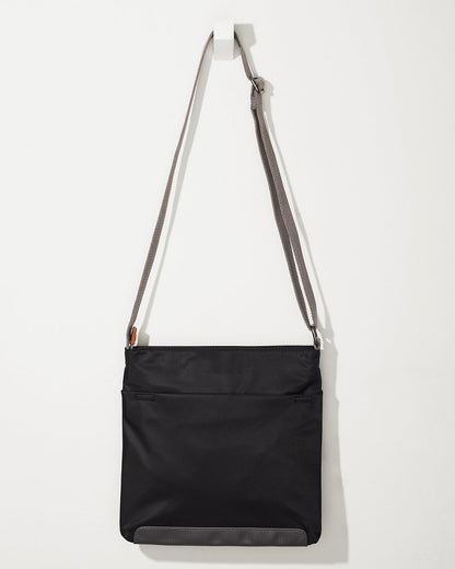Kennington Black Crossbody Black | Tommy Bahama Top Pick - Kennington Black Crossbody