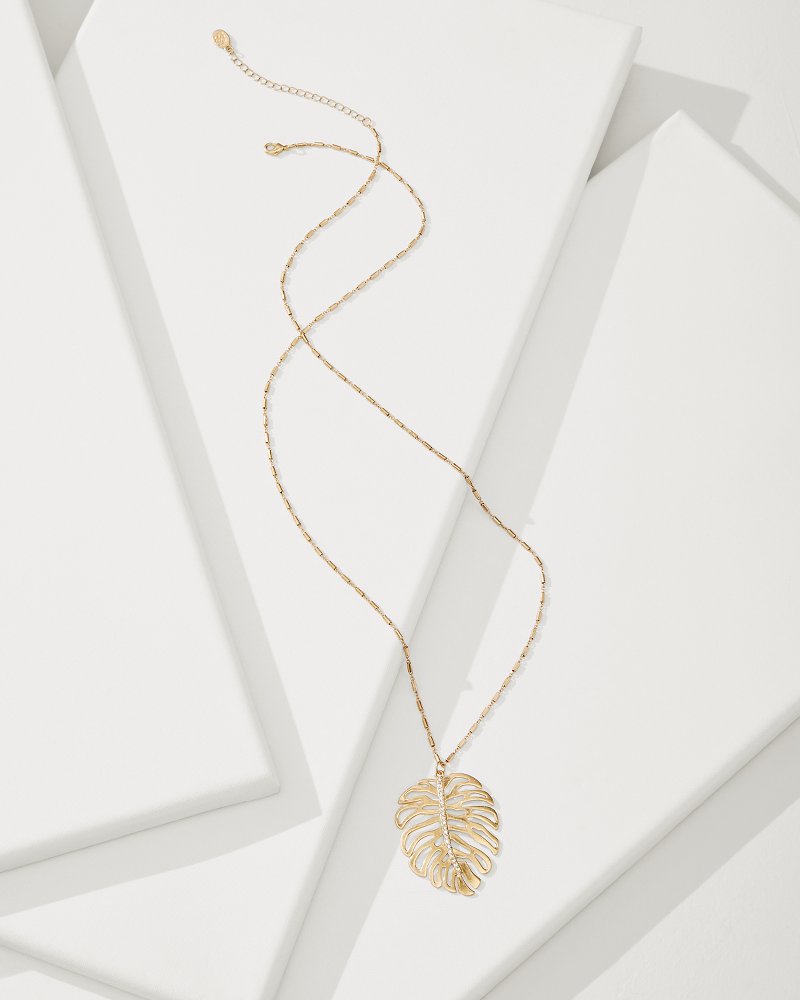 Tropical Blooms Monstera Pendant Necklace Gold | Tommy Bahama Classic - Tropical Blooms Monstera Pendant Necklace