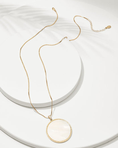 Madeira Shell Pendant Necklace Gold | Tommy Bahama Top Pick - Madeira Shell Pendant Necklace