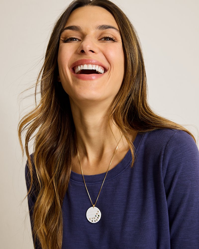 Tidal Treasure Mother of Pearl Disc Pendant Necklace Gold | Tommy Bahama Discount - Tidal Treasure Mother of Pearl Disc Pendant Necklace