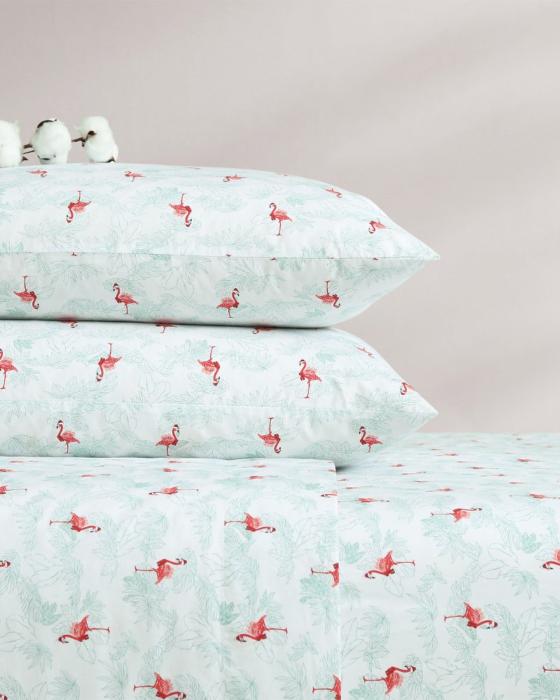 Flamingo Santa 4-Piece King Sheet Set Red/Green | Tommy Bahama Hot Sale - Flamingo Santa 4-Piece King Sheet Set