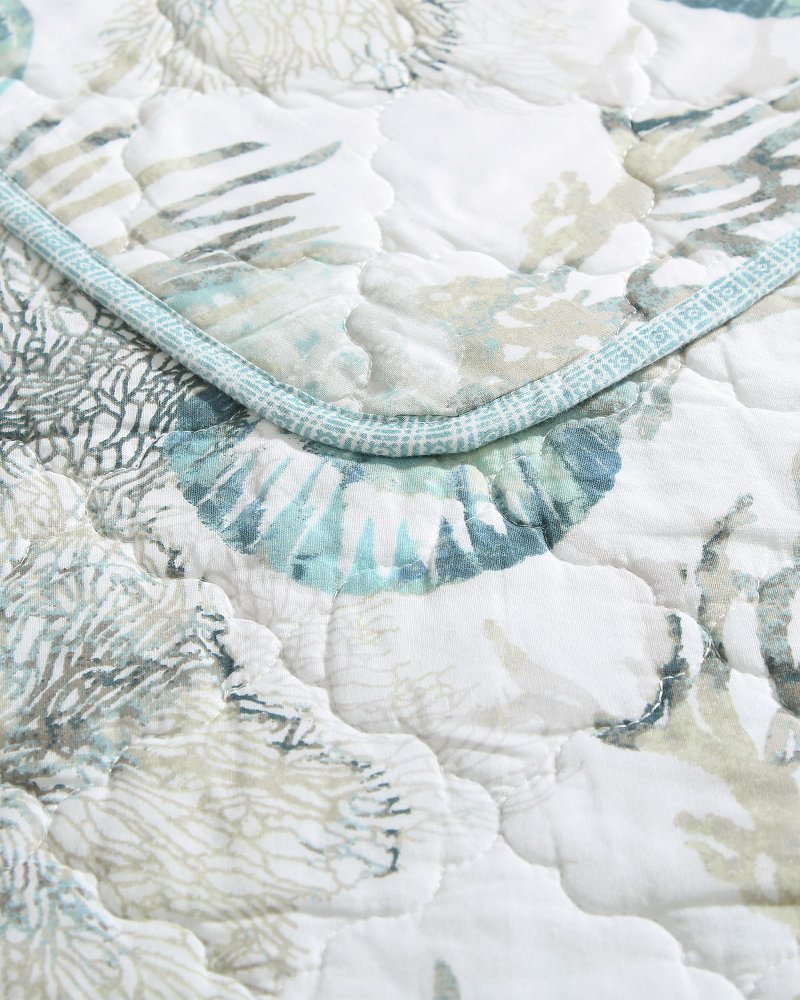 Freeport 3-Piece Full/Queen Quilt Set Blue | Tommy Bahama Best Price - Freeport 3-Piece Full/Queen Quilt Set