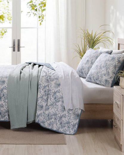 Pen and Ink Palm Reversible 2-Piece Twin Quilt Set Indigo | Tommy Bahama Quality - Pen and Ink Palm Reversible 2-Piece Twin Quilt Set