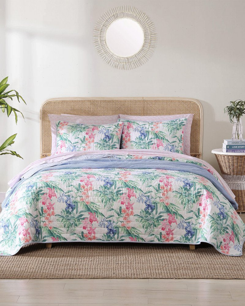 Island Orchid Reversible 3-Piece King Quilt Set White | Tommy Bahama Special Offer - Island Orchid Reversible 3-Piece King Quilt Set