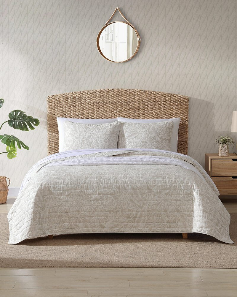 Ocean Deep Reversible 2-Piece Twin Quilt Set Beige | Tommy Bahama Sale - Ocean Deep Reversible 2-Piece Twin Quilt Set