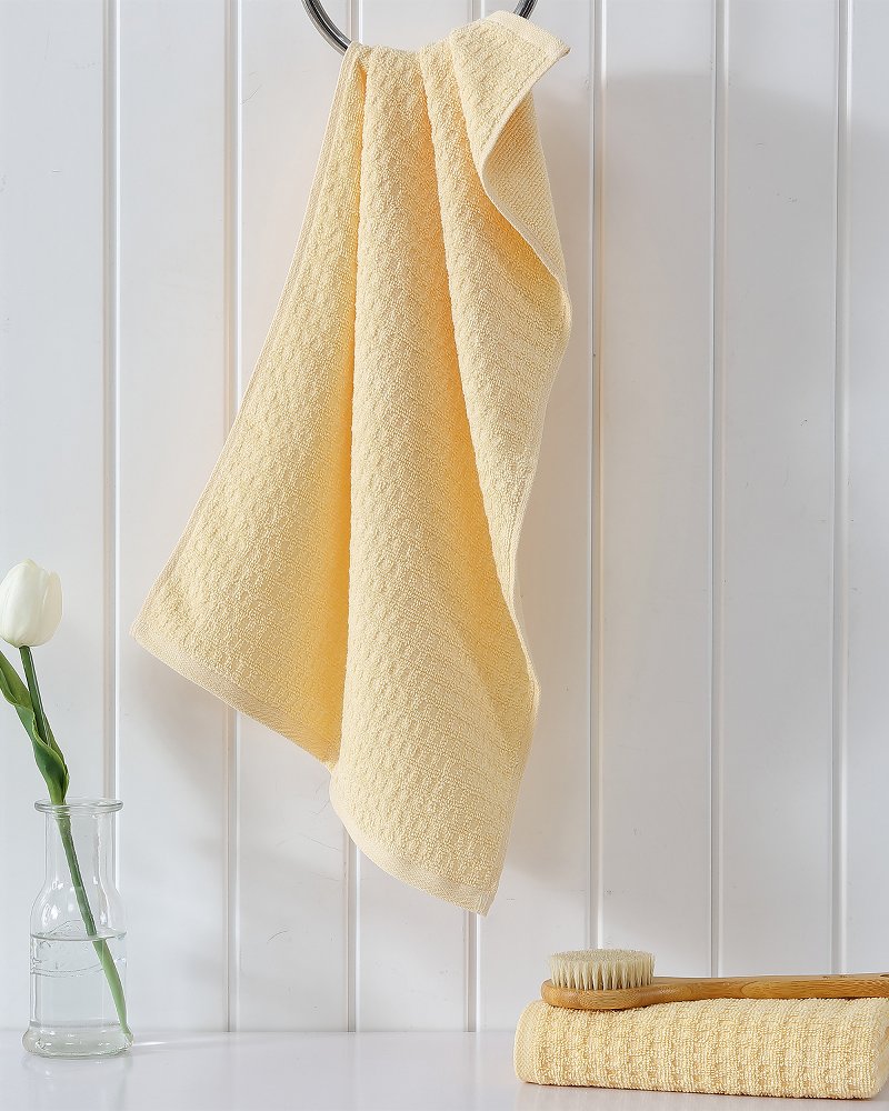 Northern Pacific 2-Piece Hand Towel Set Yellow | Tommy Bahama Everyday - Northern Pacific 2-Piece Hand Towel Set