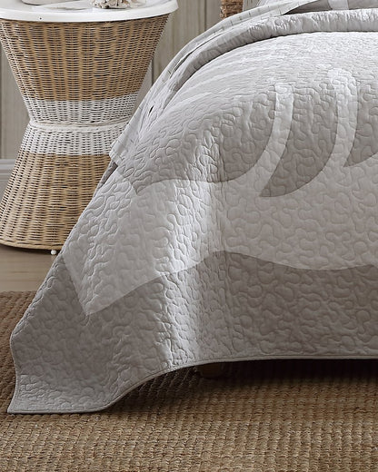 Molokai Full/Queen Quilt Grey | Tommy Bahama Everyday - Molokai Full/Queen Quilt