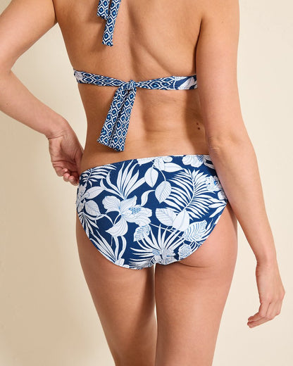 Island Cays Blooms Reversible Hipster Bikini Bottoms Mare Navy Rev | Tommy Bahama Smart Buy - Island Cays Blooms Reversible Hipster Bikini Bottoms