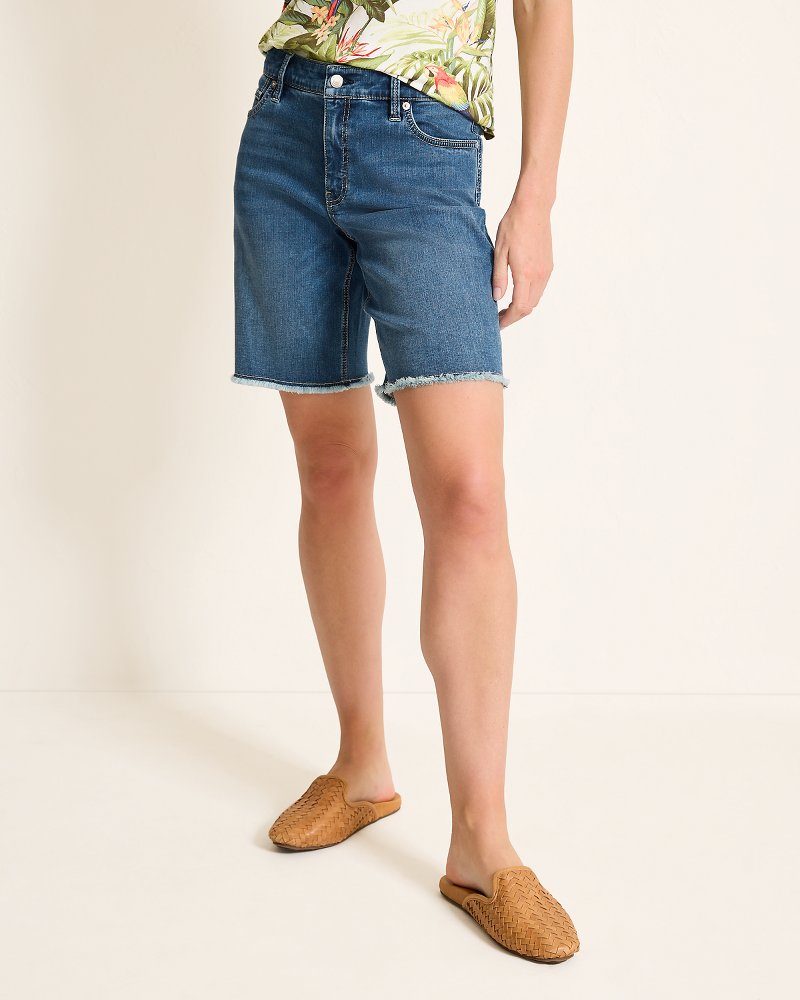 Cut-Off Bermuda Denim Shorts Med Playa Wash | Tommy Bahama Best Seller - Cut-Off Bermuda Denim Shorts