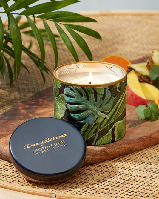 Island Blend 10.6-oz Villa Fronds Candle Tin Island Blend | Tommy Bahama Exclusive - Island Blend 10.6-oz Villa Fronds Candle Tin